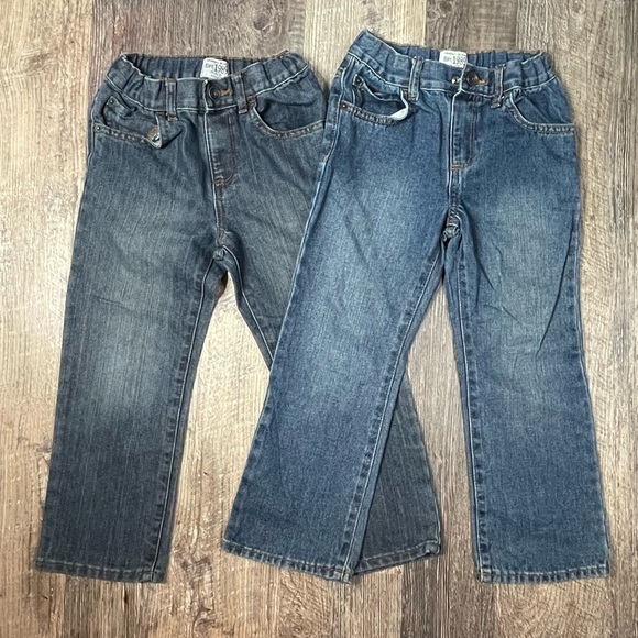 The Children’s Place Lot of two Jeans Sz 5 R - Picture 1 of 4